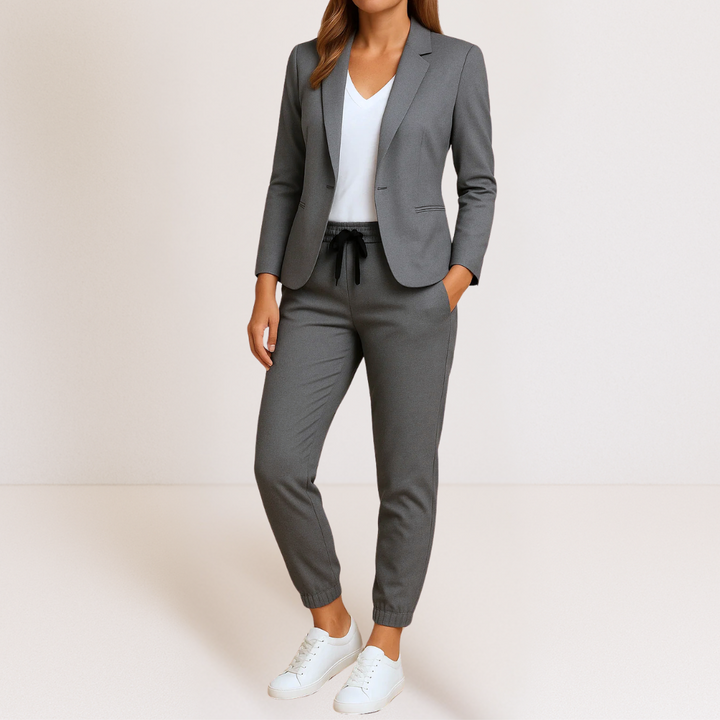 Nancy - Women's Relaxed Suit Set — Chic Everyday Style