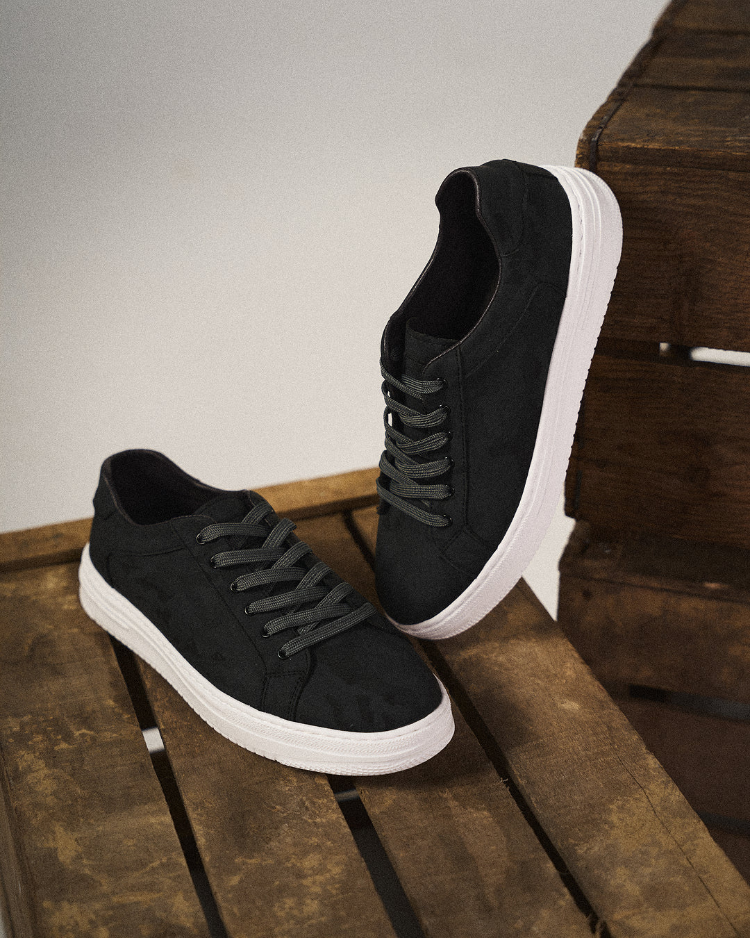 Neil | Classic Sneaker