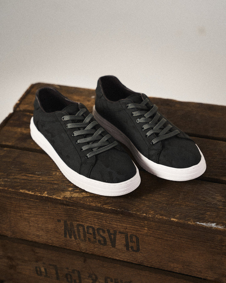 Neil | Classic Sneaker