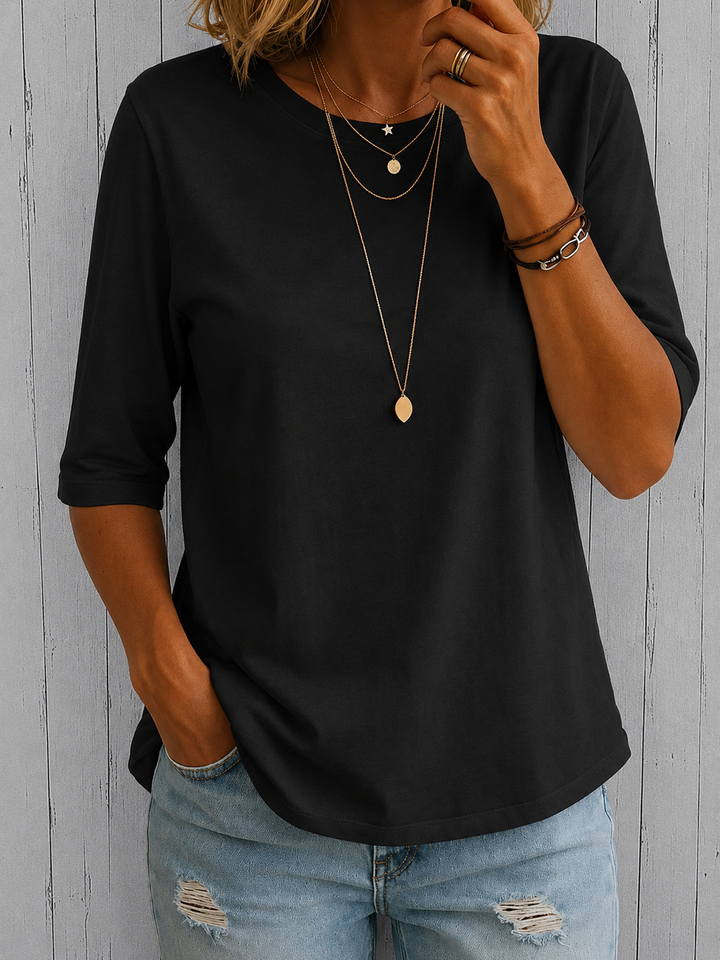 Ashley | Essential Comfort Tee