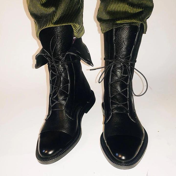 Mireille – Women's Glossy Pointed-Toe Flat Boots