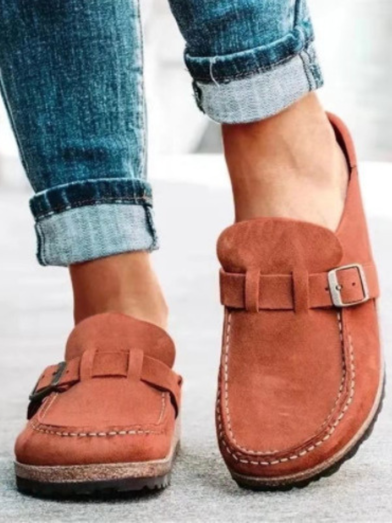 Valeria™ | Suede Buckle Comfort Clogs