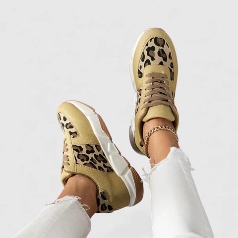 Pravira | Women's Elegant Walking Shoes — Arch Support