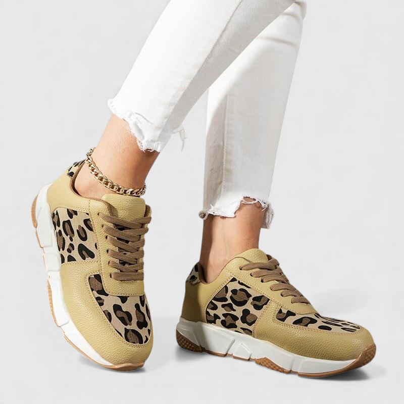 Pravira | Women's Elegant Walking Shoes — Arch Support