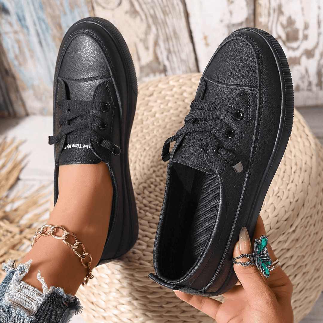 Norah™ | Laced Shoes with Orthopedic Insoles